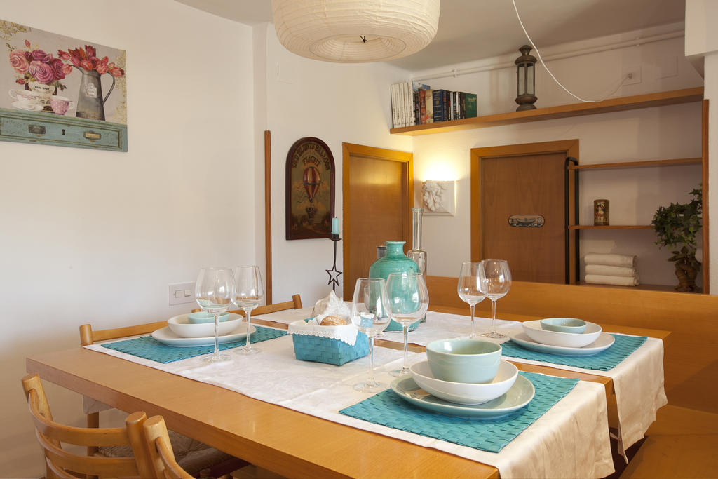 Atic Gaudi-Gracia Apartman Barcelona Kültér fotó