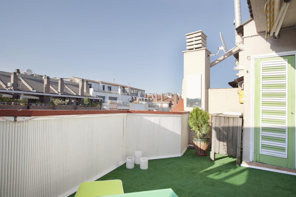 Atic Gaudi-Gracia Apartman Barcelona Kültér fotó