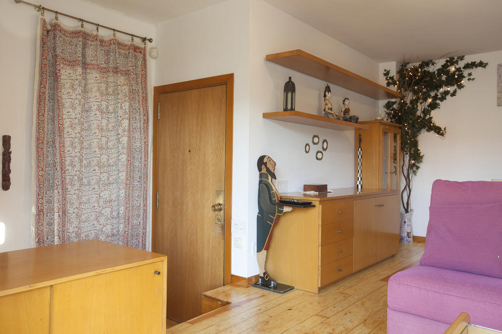 Atic Gaudi-Gracia Apartman Barcelona Szoba fotó