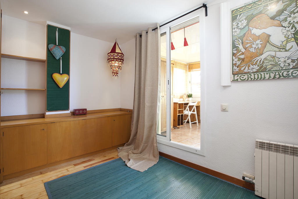 Atic Gaudi-Gracia Apartman Barcelona Kültér fotó