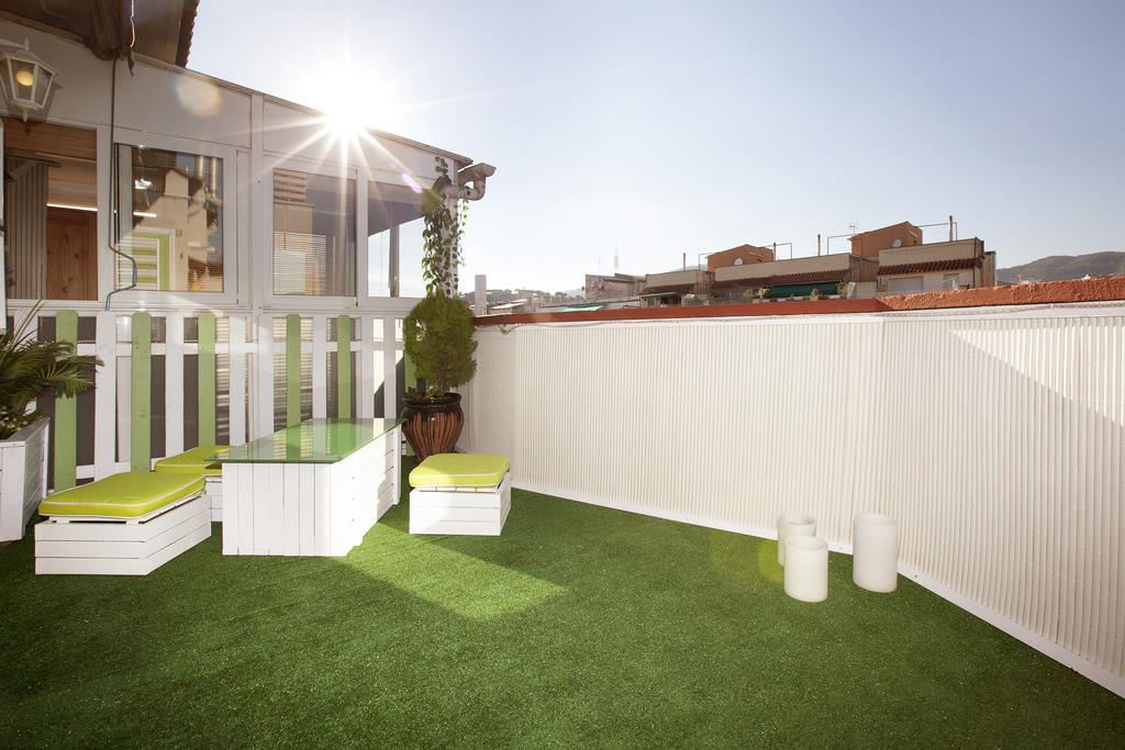 Atic Gaudi-Gracia Apartman Barcelona Kültér fotó